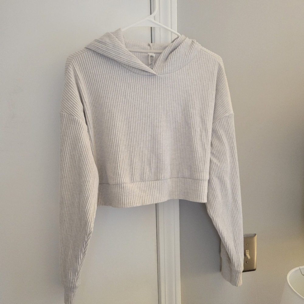 ALO Yoga Muse Hoodie Cropped